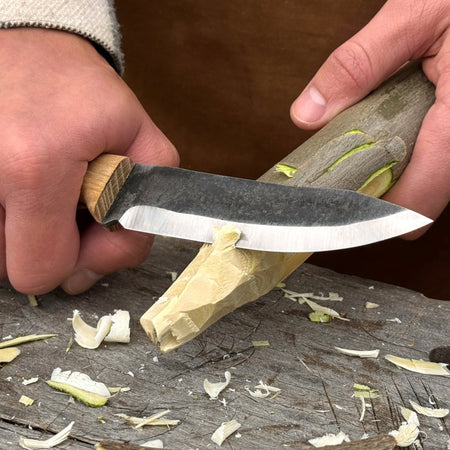 Hand-Forged Bushcraft Knife, 10 cm (3.9 in) Blade with Leather Sheath