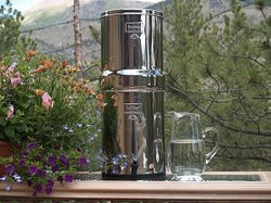 Imperial Berkey Water Filtration System with 2 Black Berkey Filters (Great For 4-8 People: 4.5 Gallons capacity)